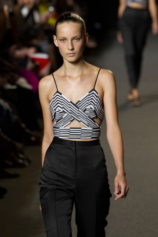 alexander-wang-fashion-show-spring-2015-the-impression-077-682x1024